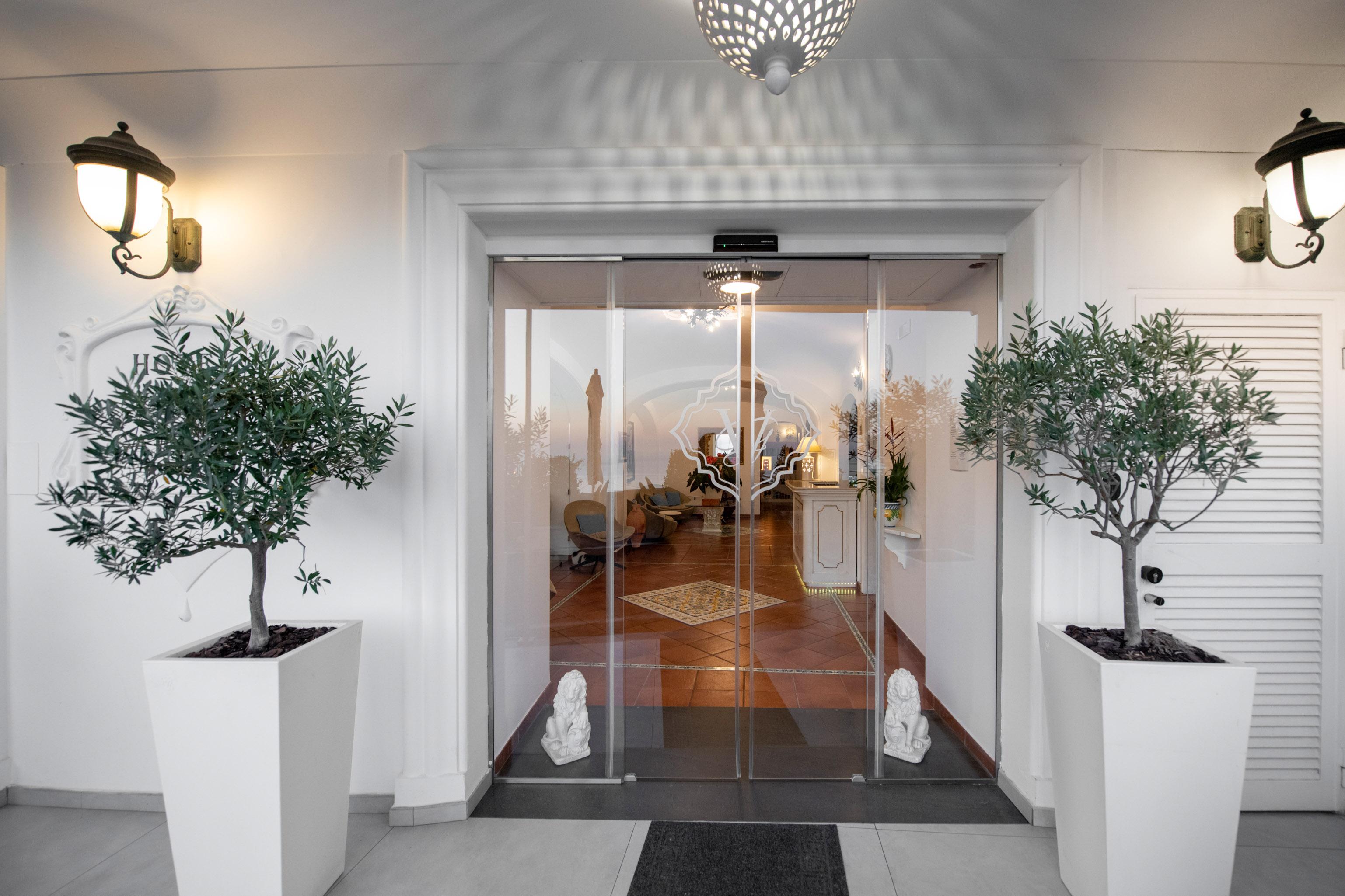 Hotel Villa Gabrisa Positano Exteriör bild