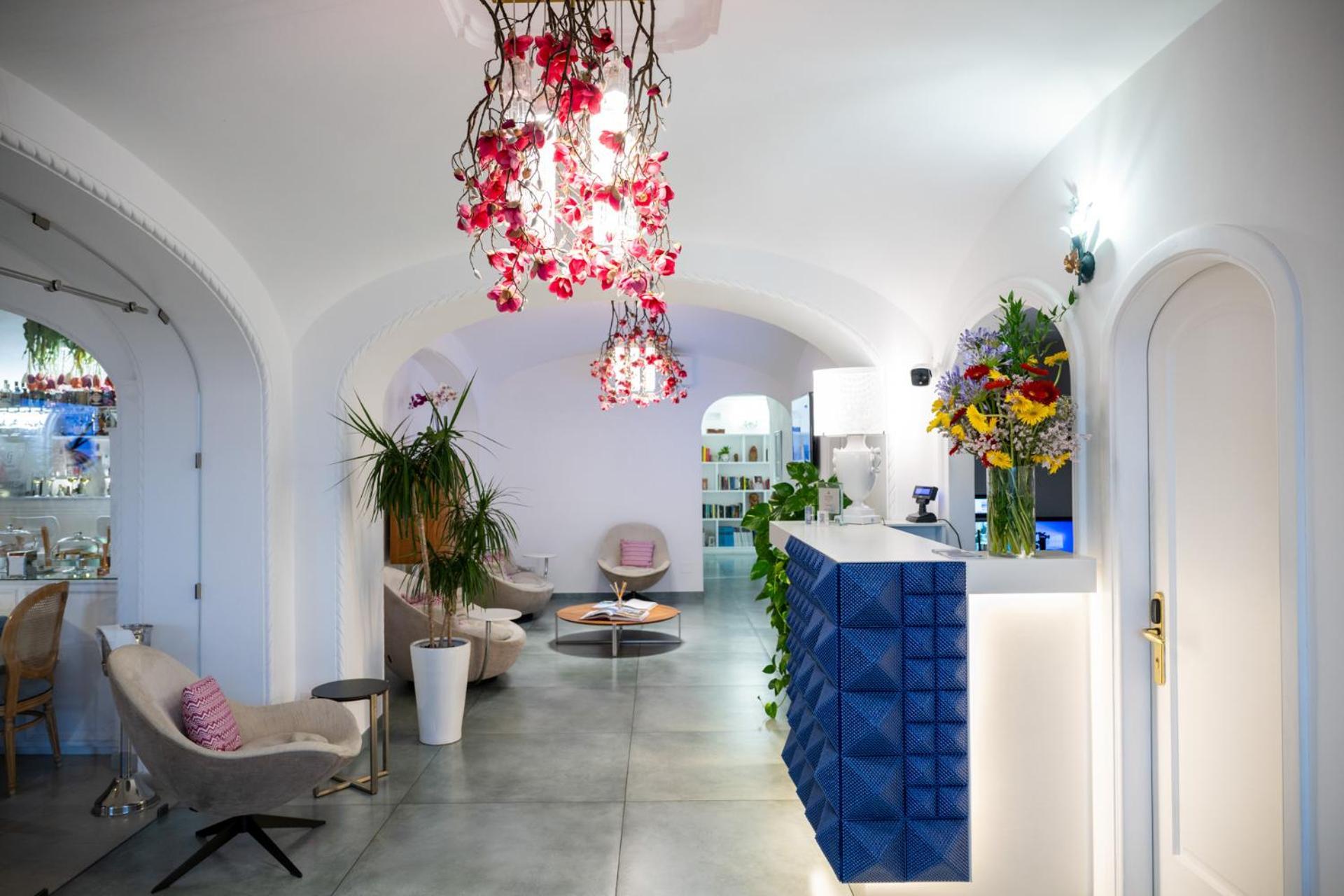 Hotel Villa Gabrisa Positano Exteriör bild