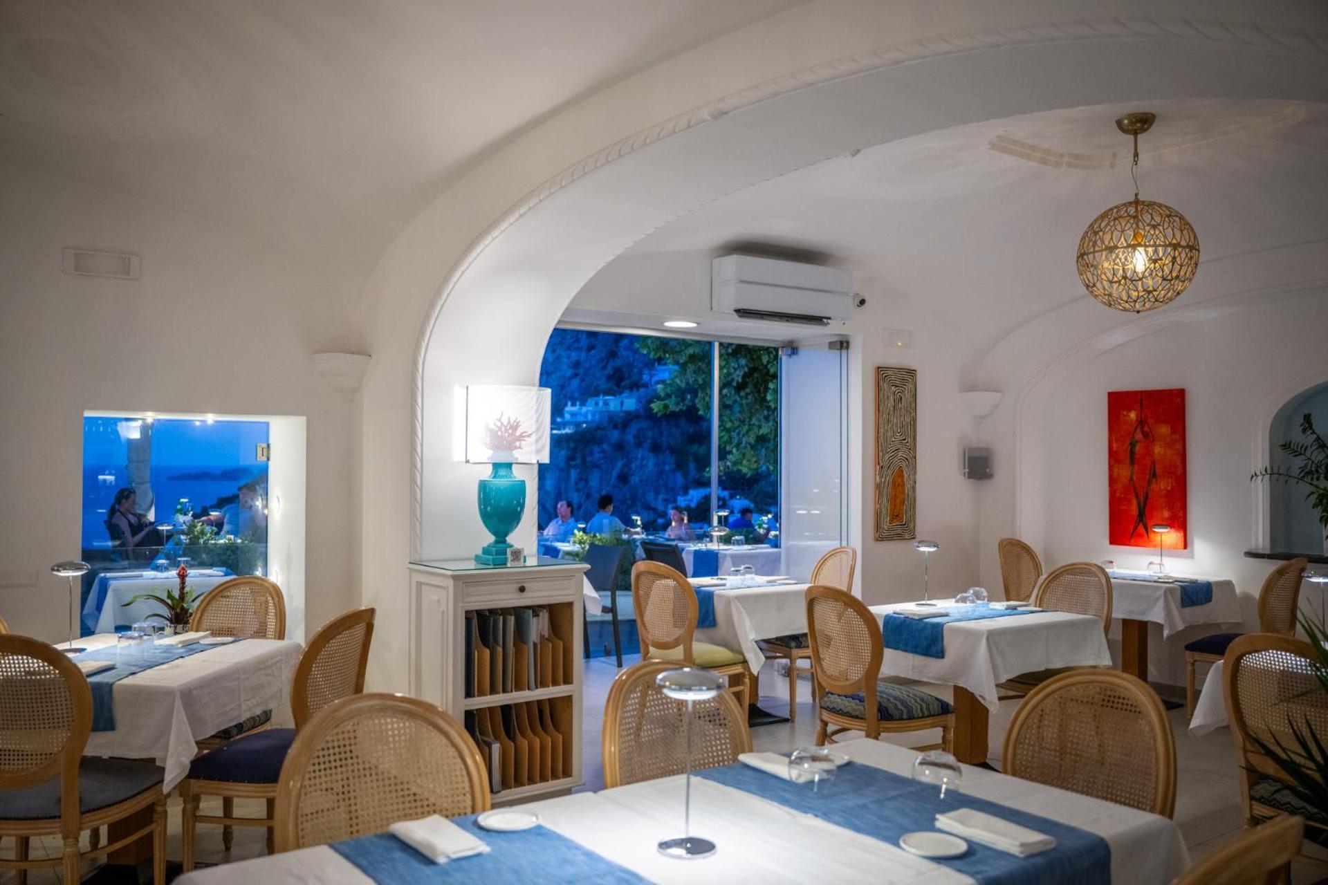 Hotel Villa Gabrisa Positano Exteriör bild