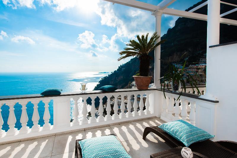 Hotel Villa Gabrisa Positano Exteriör bild